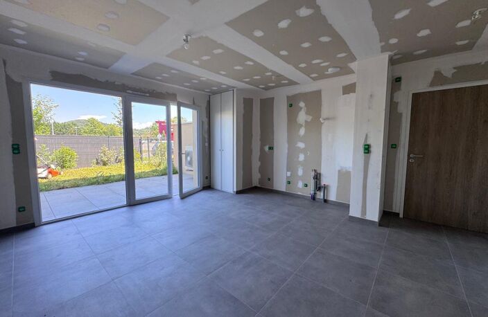 Appartement À Vendre — photo 3