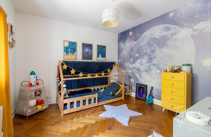 TOULON - LES AMENIERS - MAISON DE CHARME DE 160M2 — photo 5