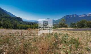 Terrain  1318 m² à vendre à Fontanil-Cornillon (38120)