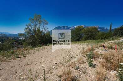 Terrain  290000 €