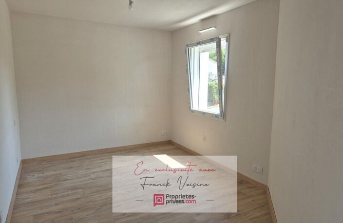 A VENDRE en Exclusivité à L'Oie, maison de 125 m2 avec 4 chambres sur une parcelle de 644 m2 env — photo 2