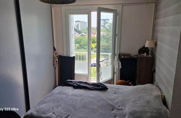 Appartement  2 pièce(s) Luce 28110  Balcon — photo 2