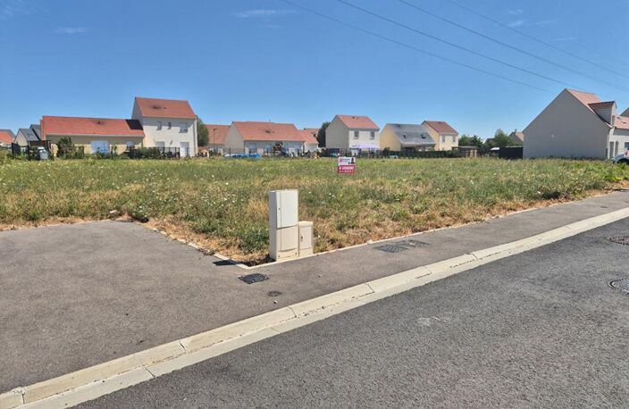 Terrain Courville Sur Eure 640 m2 — photo 3