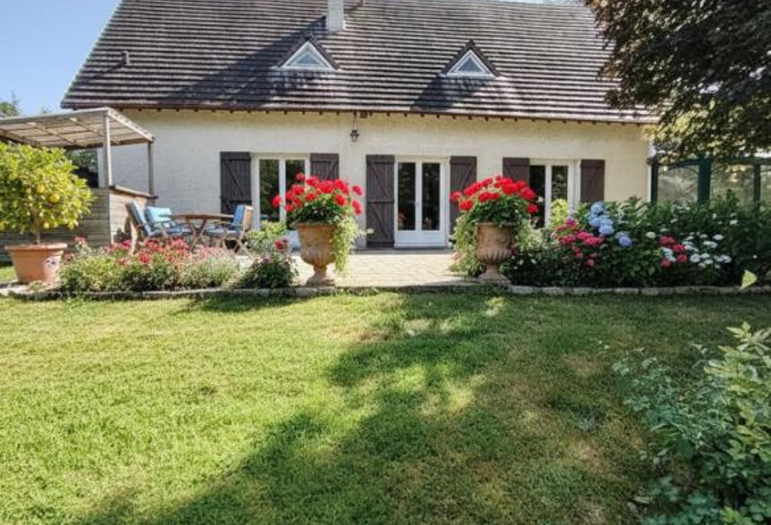 Superbe propriété au calme avec terrain très bien arboré — photo 1