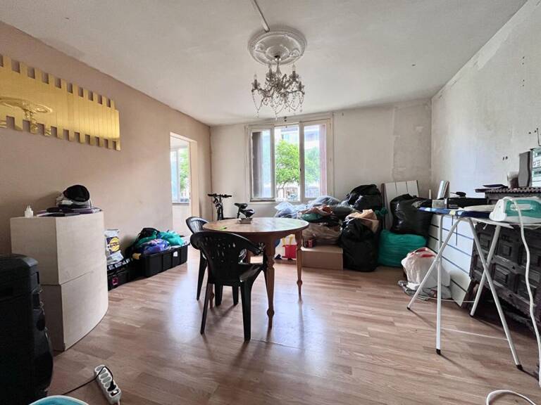 Appartement T3  de 61 m² à rénover, dans le secteur prisé du moulin à vent en rez-de-chaussée — photo 1