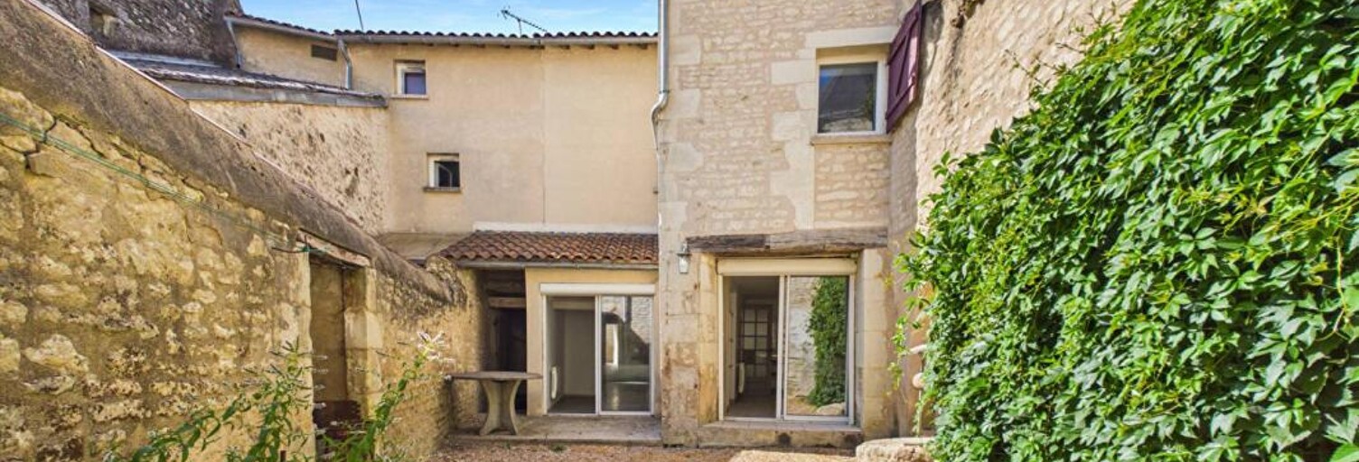 Maison 6 Pièces 165 m² à vendre à Mirebeau (86110)