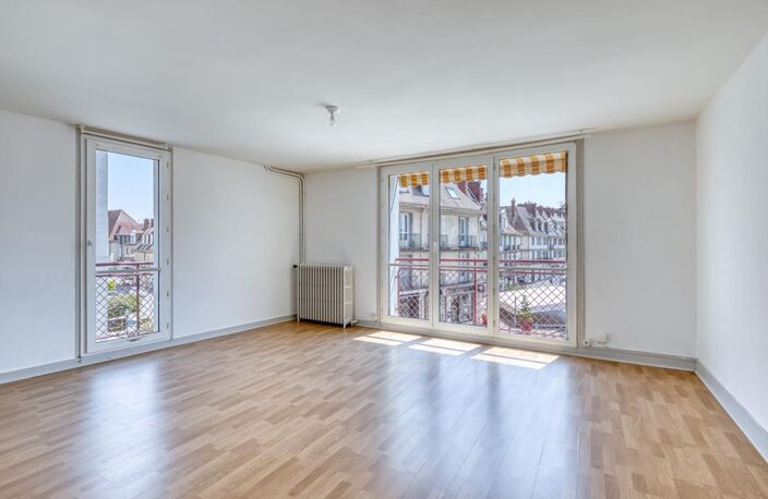 Beau Duplex, centre ville 3 pièce(s) 92.40 m2 belle luminosité et vue dégagée — photo 2