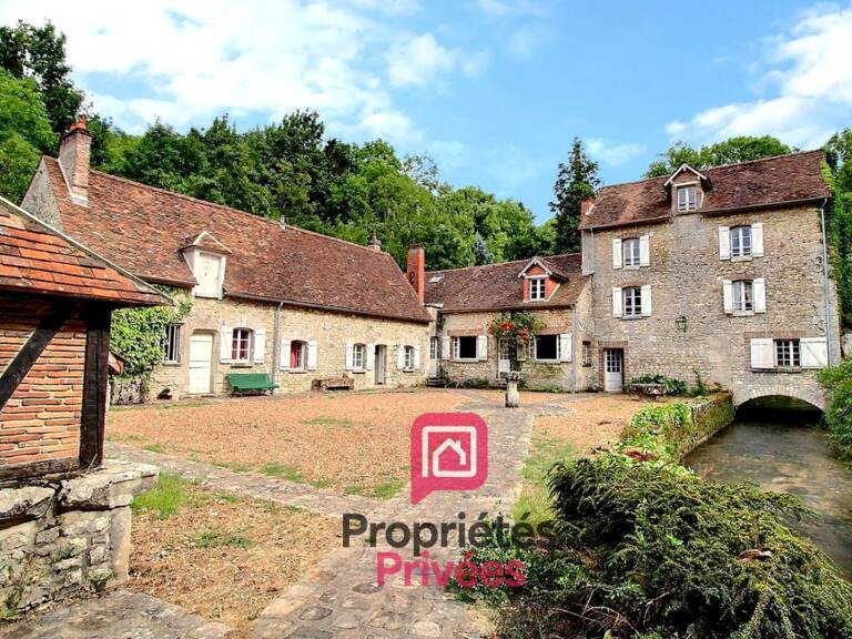 A 30 mn de FONTAINEBLEAU et 1h de PARIS - A VENDRE  ANCIEN MOULIN - EXCEPTIONNEL CLOS GATINAIS EN PIERRE, DEPENDANCES SUR 12 HECTARES — photo 1