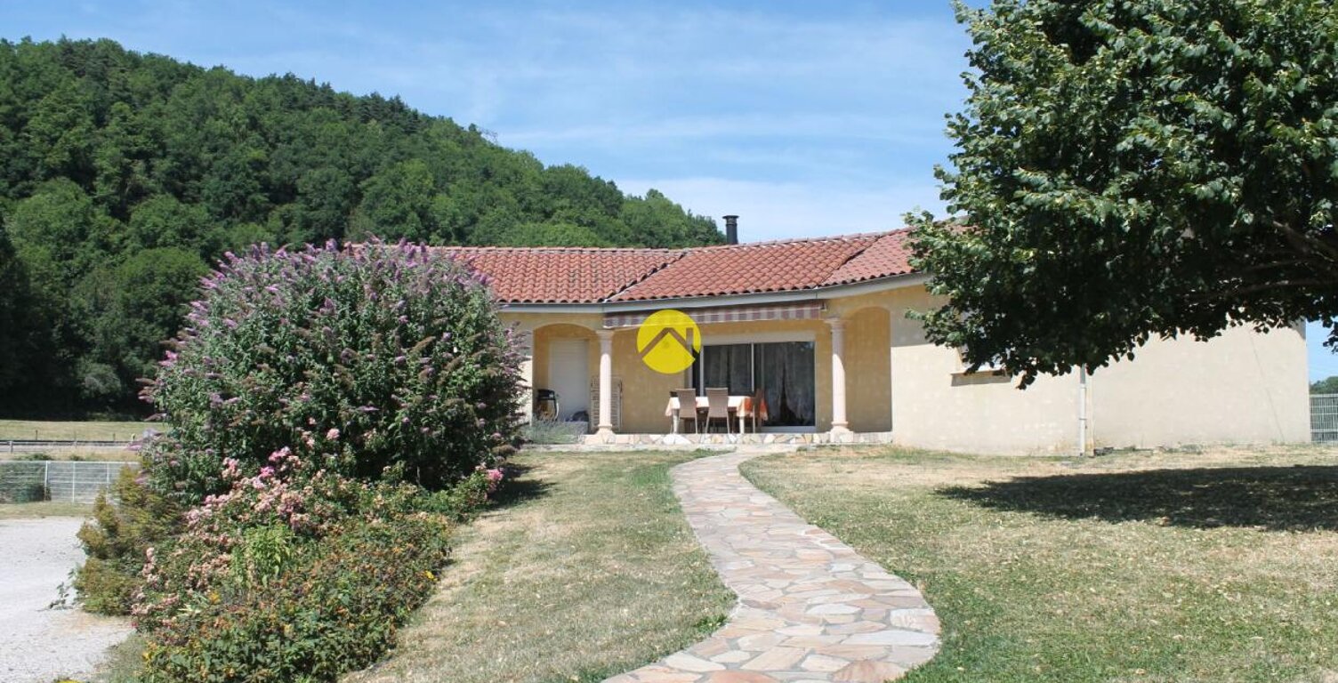 maison  — photo 1