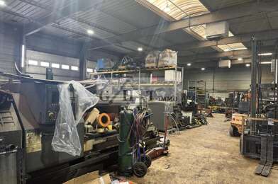 Local industriel  1500000 €