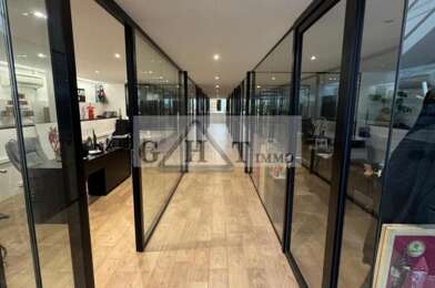 Bureau  9100 €