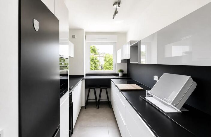 Appartement de 4 pièces de 82 m² à Saint-Mandé — photo 2