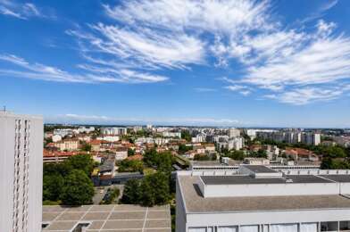 Appartement 4 pièces 220000 €