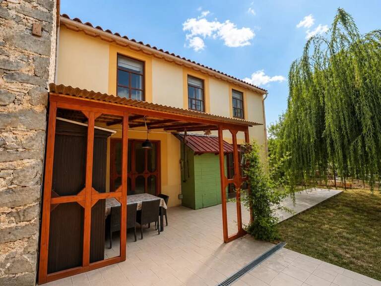 Maison de 4 pièces de 130 m² à Sainte-Eulalie — photo 1