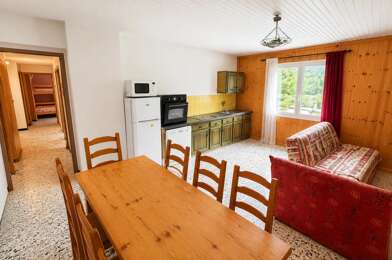 Appartement 4 pièces 258000 €