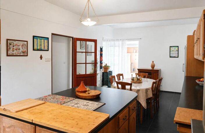 Maison de caractère 283 m² rénovée XVIIIᵉ Labatut-Rivière — photo 4