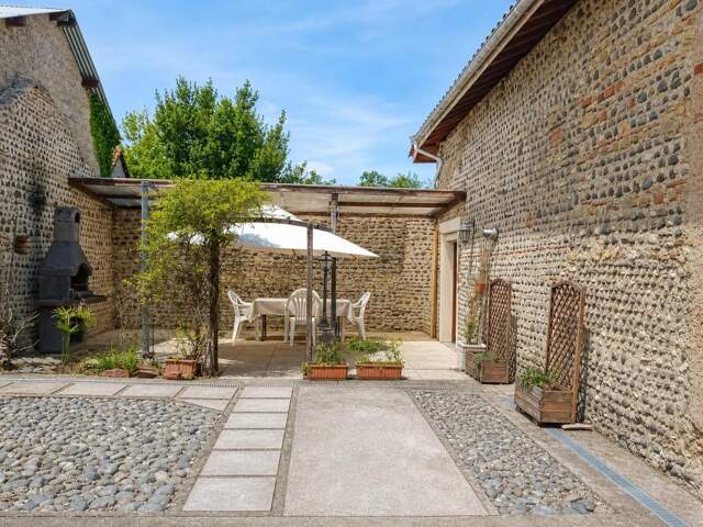 Maison de caractère 283 m² rénovée XVIIIᵉ Labatut-Rivière — photo du bien