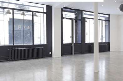 Commerce  2700 €