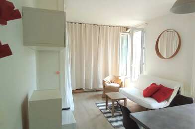 Appartement 1 pièces 930 €