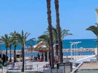 Studio en centre-ville avec vue sur mer — photo 3