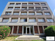 APPARTEMENT F4 AVEC TERRASSE FERMEE PARKING CAVE — photo 2