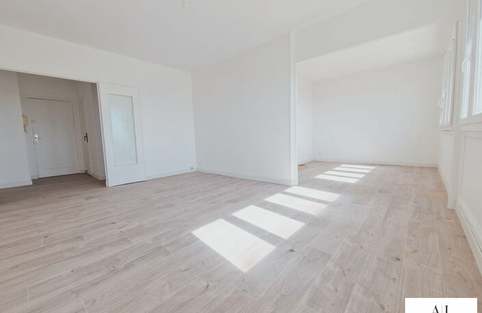 APPARTEMENT F4 AVEC TERRASSE FERMEE PARKING CAVE — photo 3