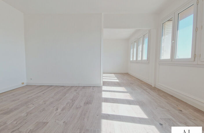 APPARTEMENT F4 AVEC TERRASSE FERMEE PARKING CAVE — photo 4