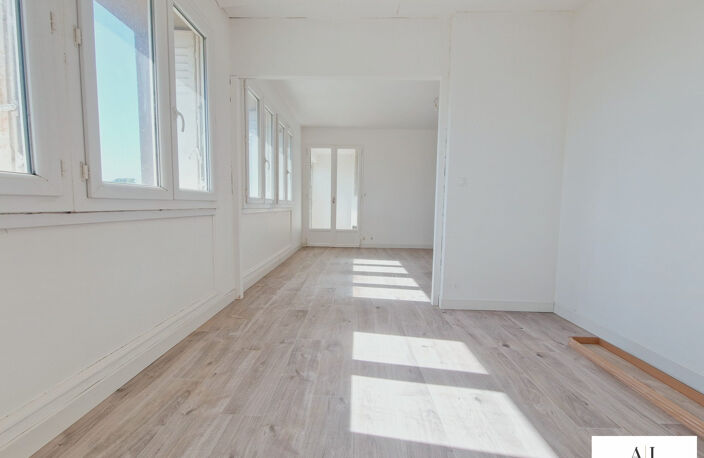 APPARTEMENT F4 AVEC TERRASSE FERMEE PARKING CAVE — photo 5