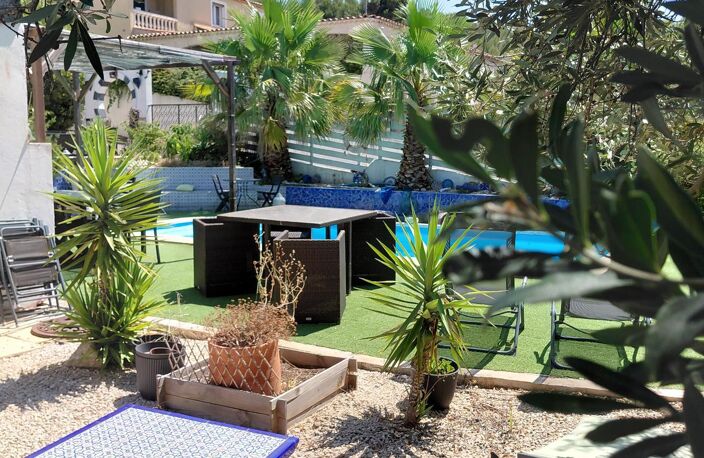Vente maison 9 pièces 210 m² Ensuès-la-Redonne (13820) — photo 2