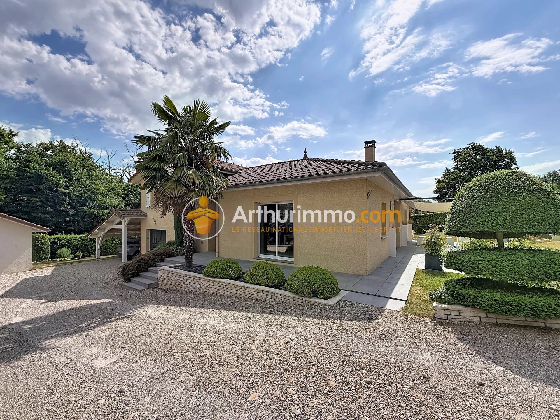Maison 5 pièces 145 m² · à Saint-Georges-d'Espéranche · 145 m² · 479 000 €