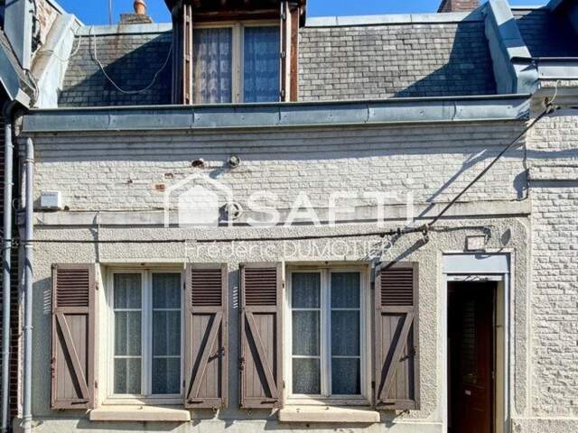 Maison proche du centre ville avec garage, cour et dépendances — photo du bien