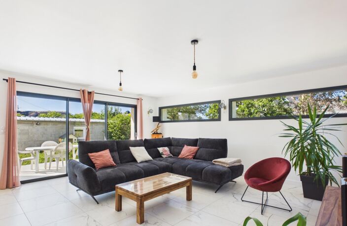 Maison Lannion (Beg Léguer) proche mer - entièrement rénovée - 200 m2 — photo 2