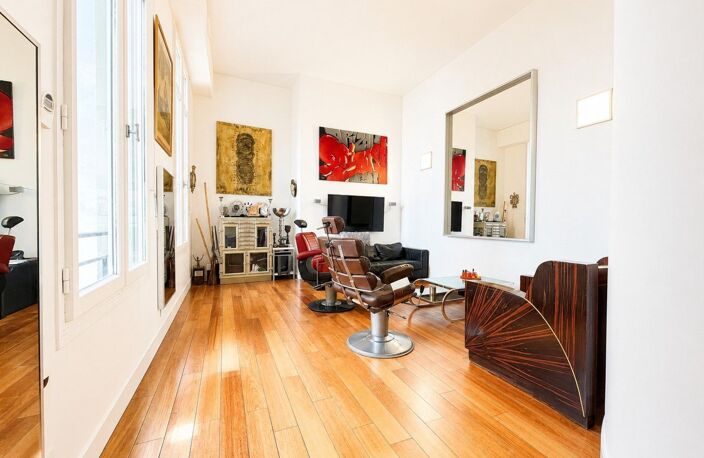 Appartement de caractère aux volumes d'exception — photo 2