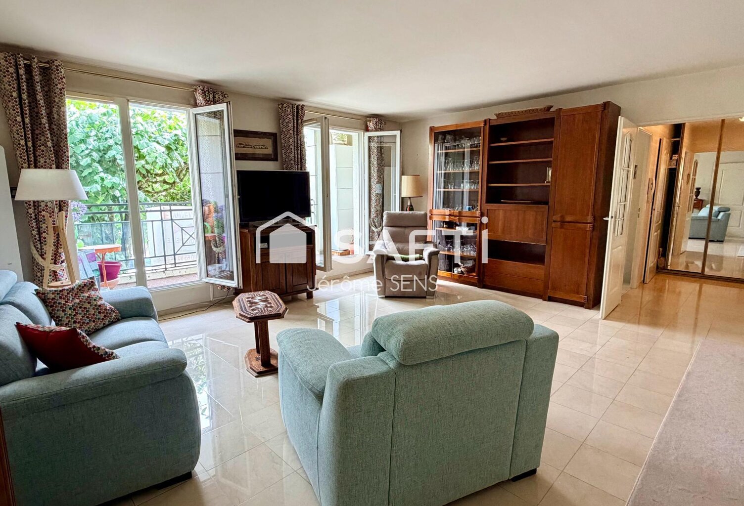 Appartement familial au cœur de Poissy — photo 1