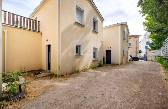 À vendre – Ensemble immobilier de 4 maisons sur une parcelle de 761 m² – Villeurbanne — photo 4