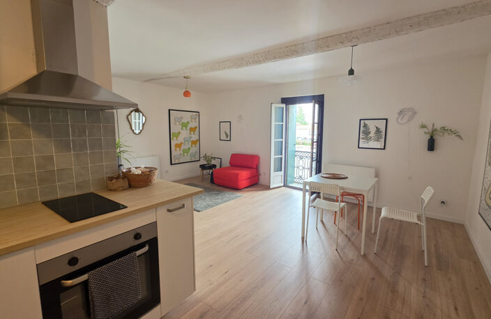 T2 entièrement rénové Une opportunité idéale pour habiter ou — photo 2