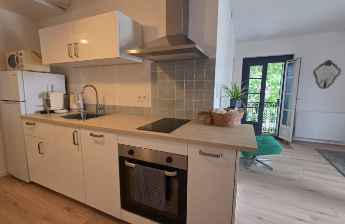 T2 entièrement rénové Une opportunité idéale pour habiter ou — photo 3