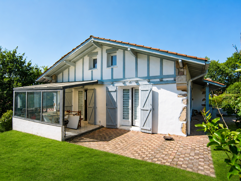 Ascain, maison de type 5 de 170 m2 sur parcelle 734 m2 — photo 1