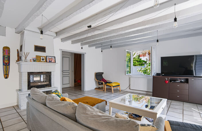 Ascain, maison de type 5 de 170 m2 sur parcelle 734 m2 — photo 4