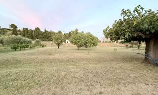 Terrain  1000 m² à vendre à Vacqueyras (84190)
