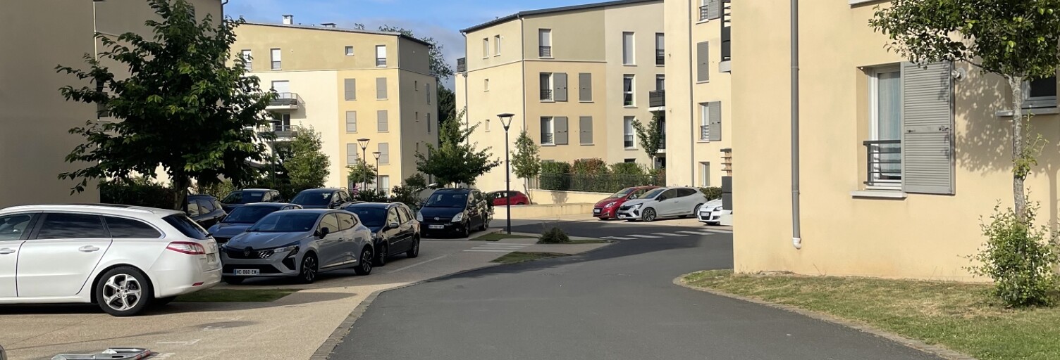 Garage  11 m² à vendre à Savigny-le-Temple (77176)