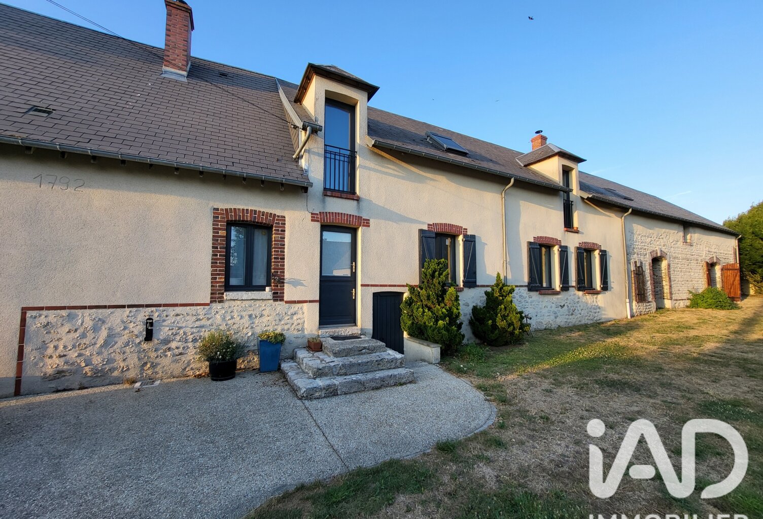 Vente Maison de village 9 pièces — photo 1