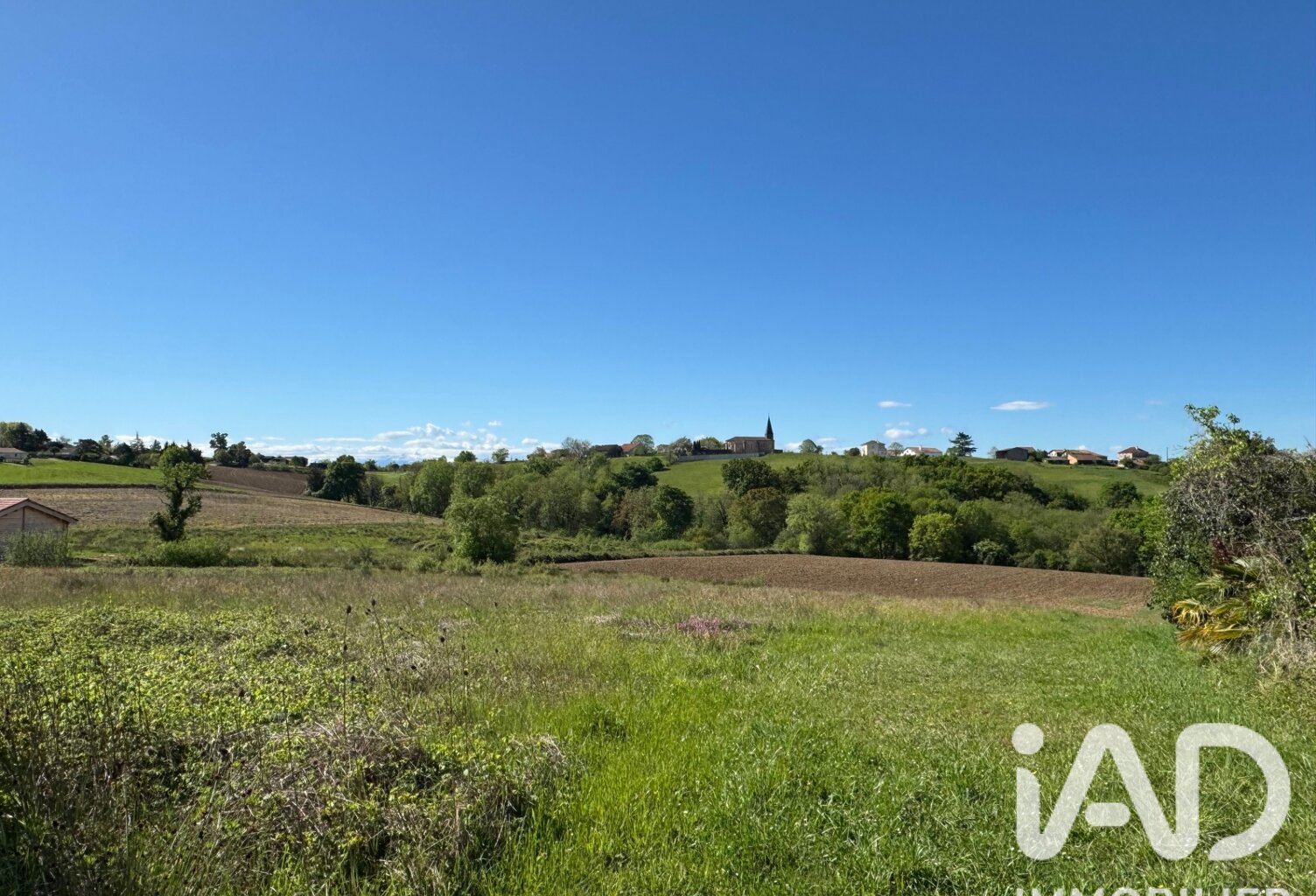 Vente Terrain 2 000 m&sup2; — photo 1