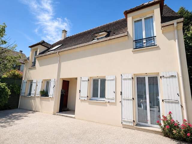 Vente Maison/villa 8 pièces — photo du bien
