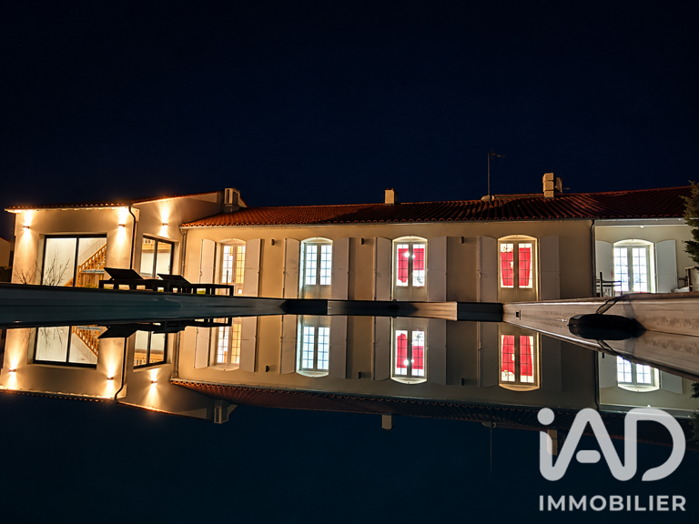 Vente Maison/villa 9 pièces — photo 1
