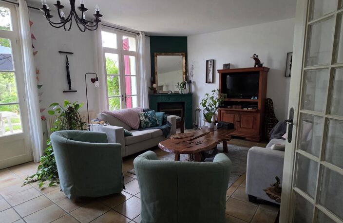 Vente Maison traditionnelle 10 pièces — photo 3