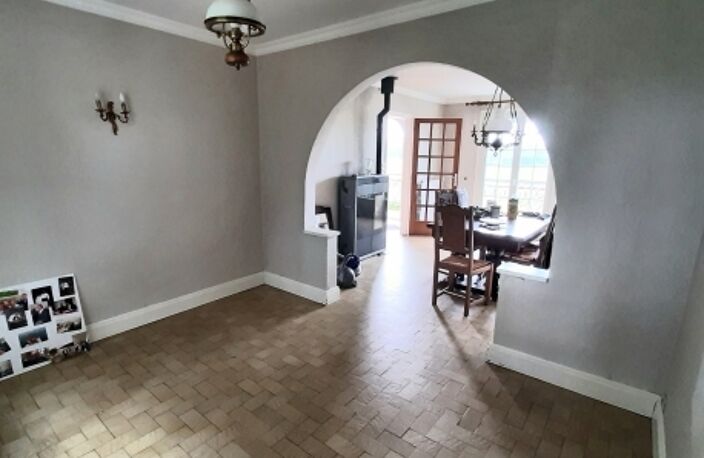 Vente Maison/villa 5 pièces — photo 4