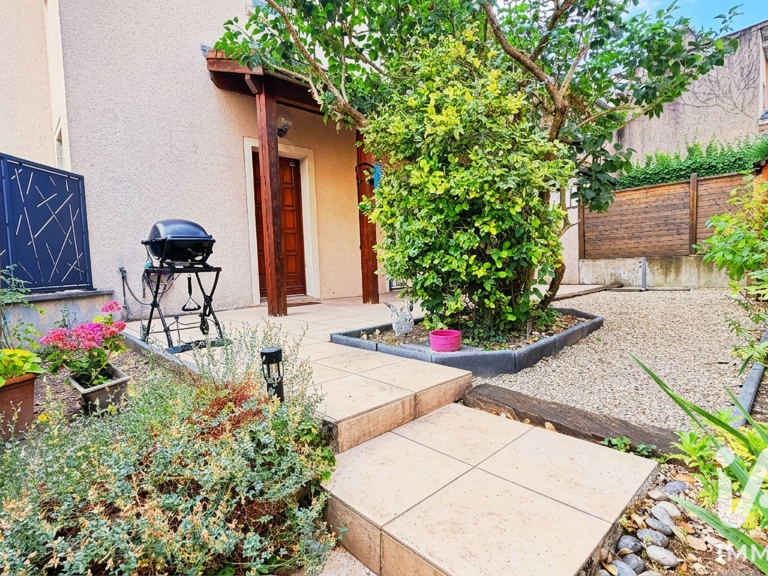 Vente Maison/villa 7 pièces — photo 1