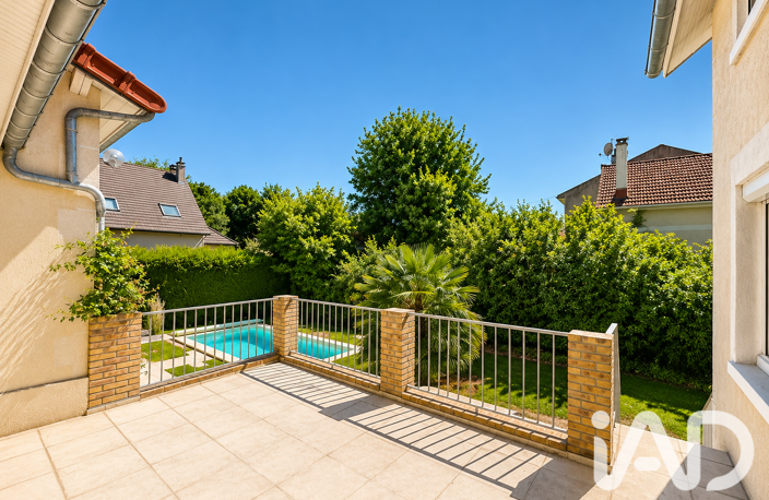 Vente Maison/villa 7 pièces — photo 2