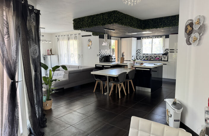 Maison contemporaire proche centre — photo 2